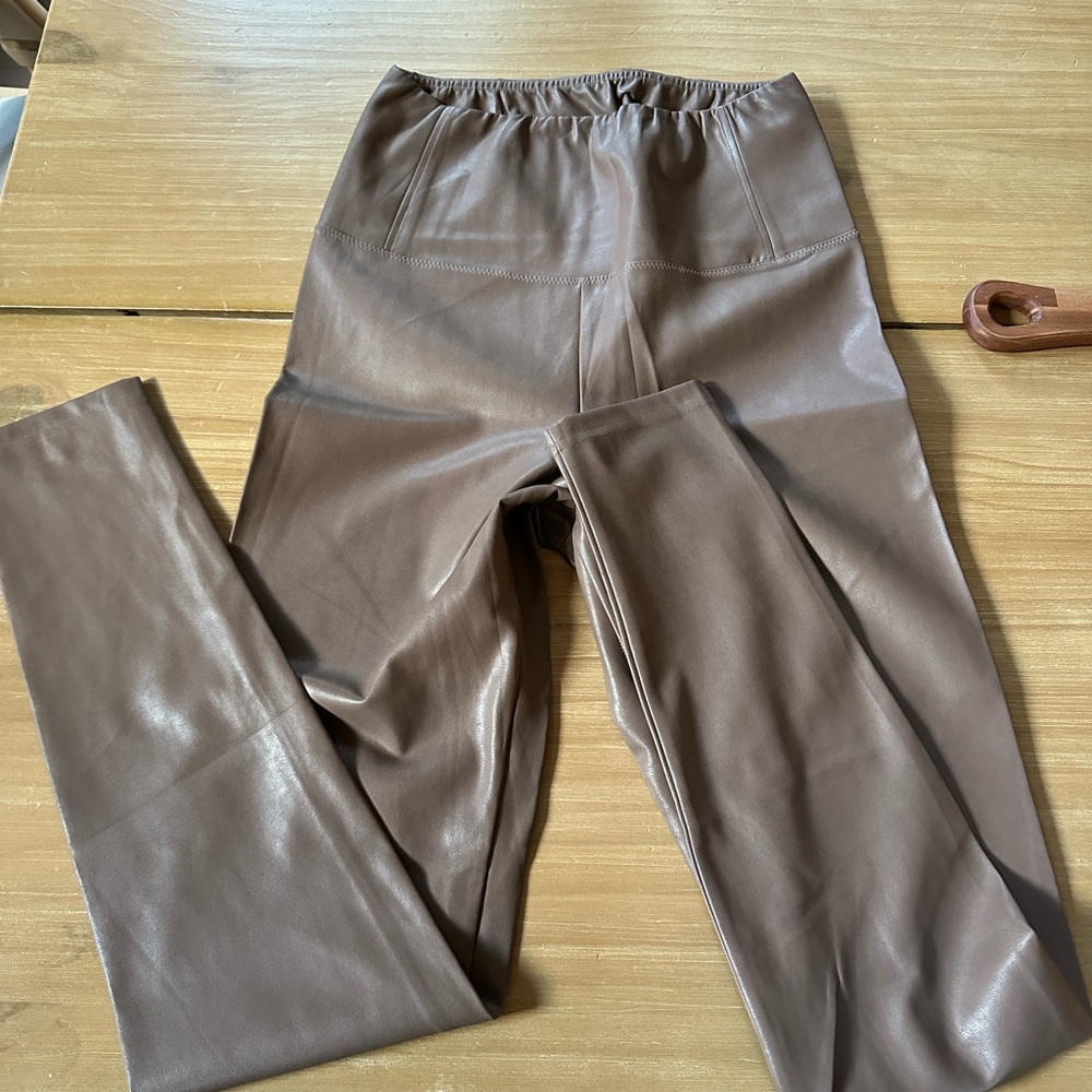 Aritzia brown vegan leather leggings✨